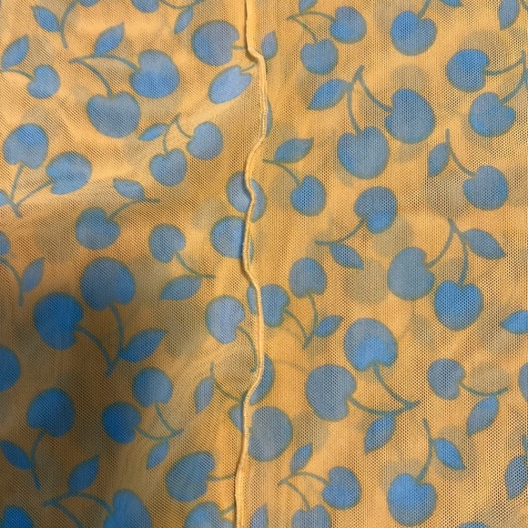 FOREVER 21 Women’s Mesh Yellow and Blue Long Sleeve Top - Picture 2 of 3